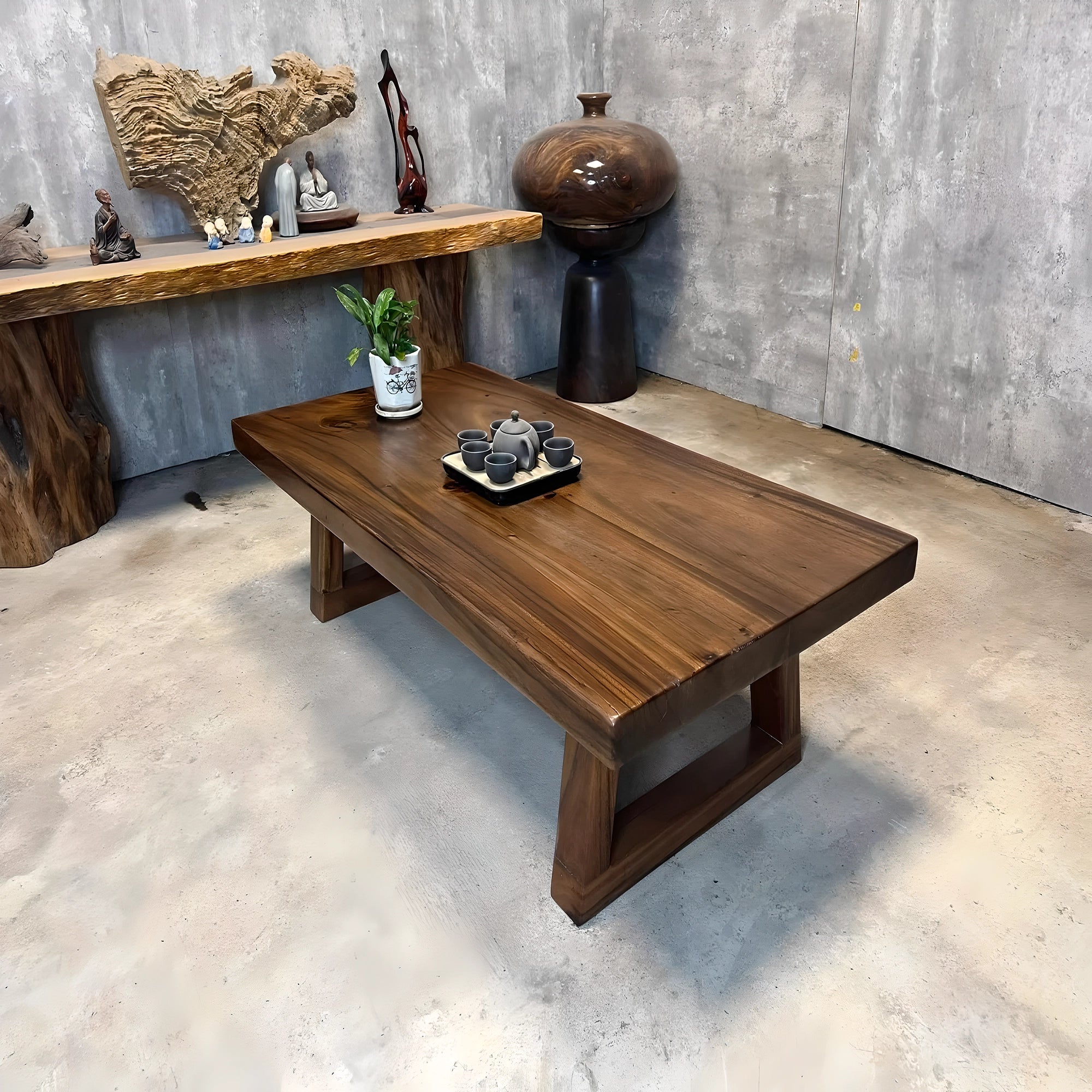 Tamarind wooden tea table in the living room 