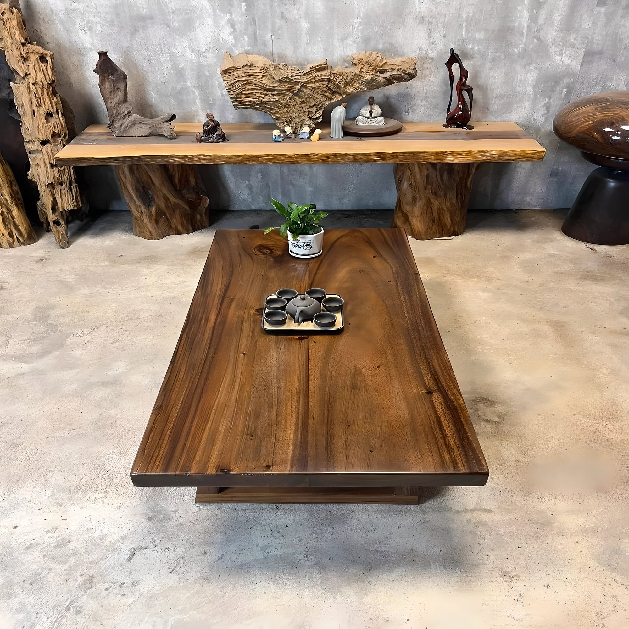 Tamarind wooden tea table in the living room 